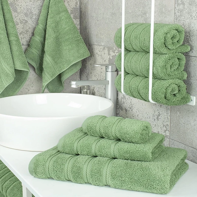 Lush Ultra Luxury Color Towel Image