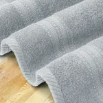 2nd image Everest Towel